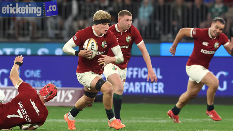 Schmidt Sees Hope in Lions’ Gaps